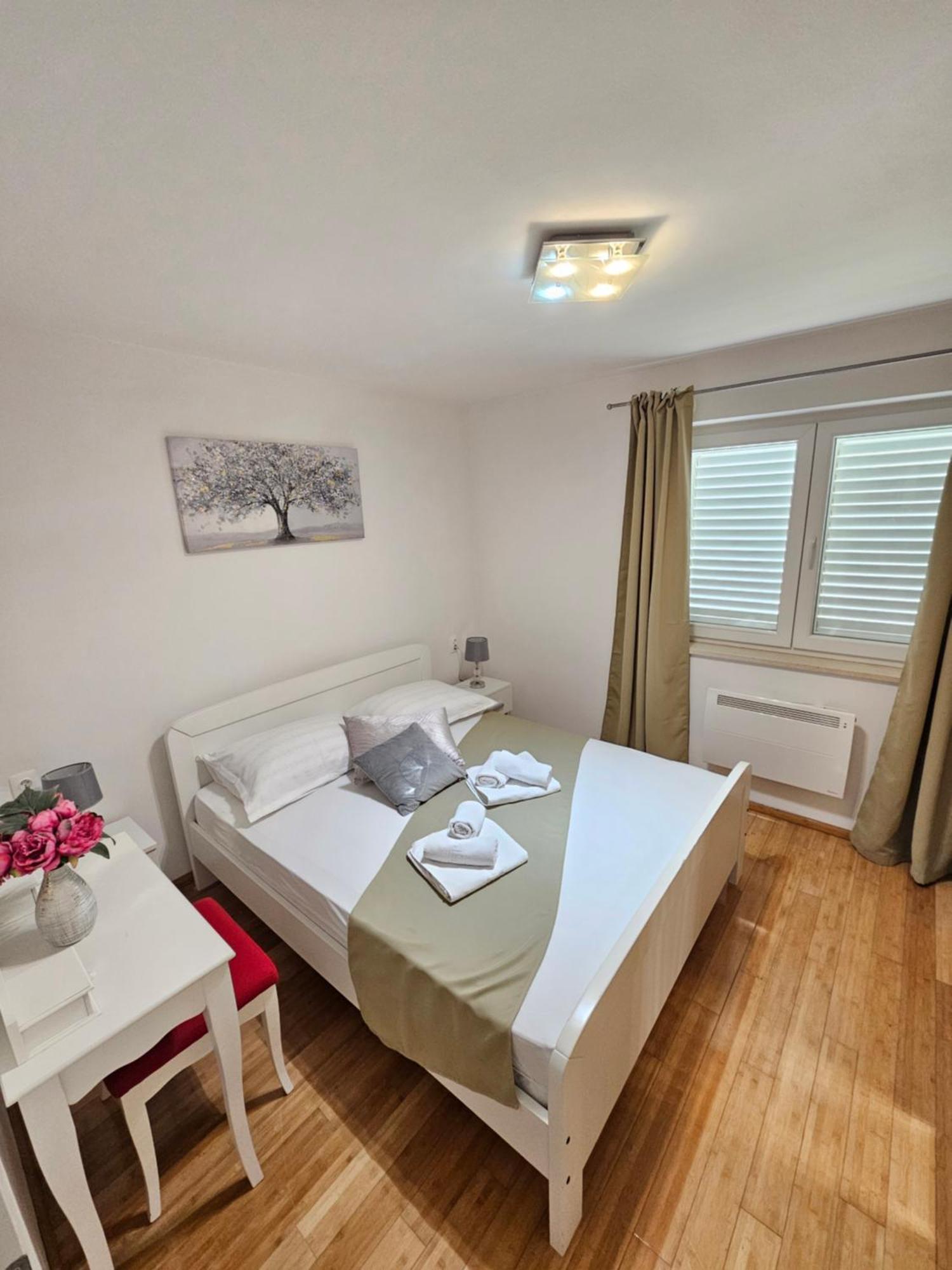 Apartments Iva Makarska Luaran gambar