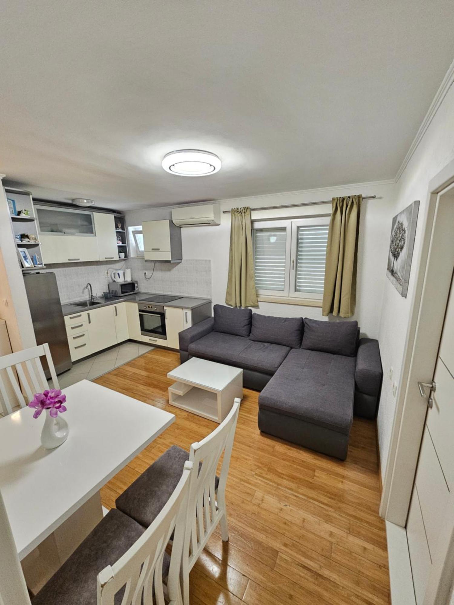 Apartments Iva Makarska Luaran gambar